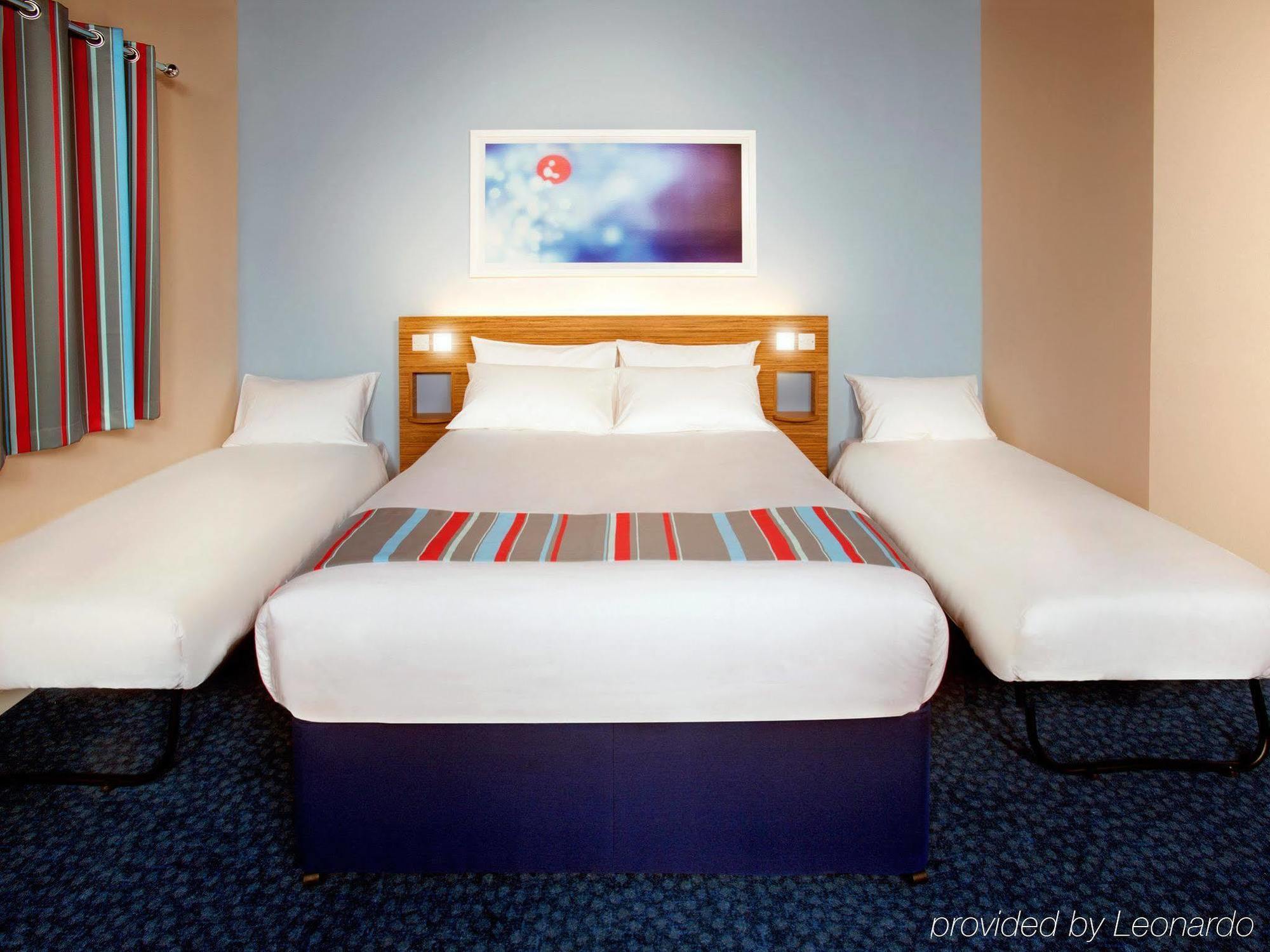 Travelodge Inverness Fairways Zewnętrze zdjęcie