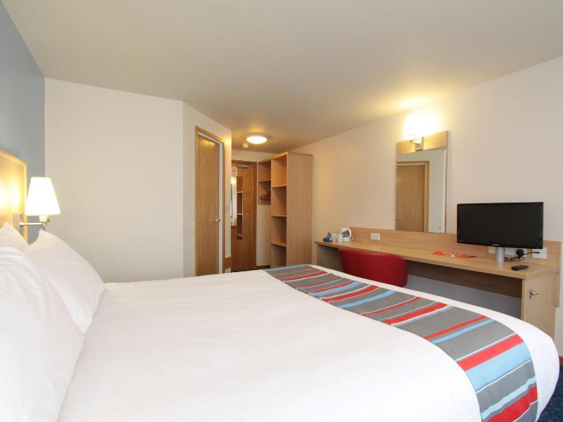 Travelodge Inverness Fairways Zewnętrze zdjęcie