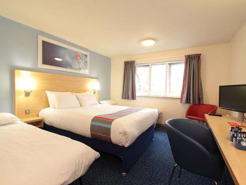 Travelodge Inverness Fairways Zewnętrze zdjęcie